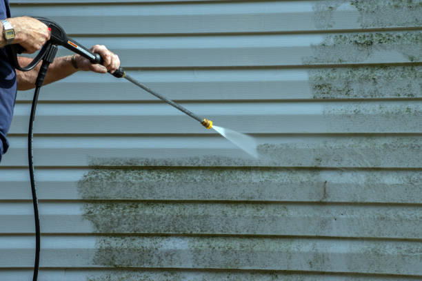 Best Pool Deck Cleaning  in Laurel Hill, NC